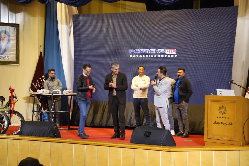 سیال پیشروایرانیان|روغن موتور